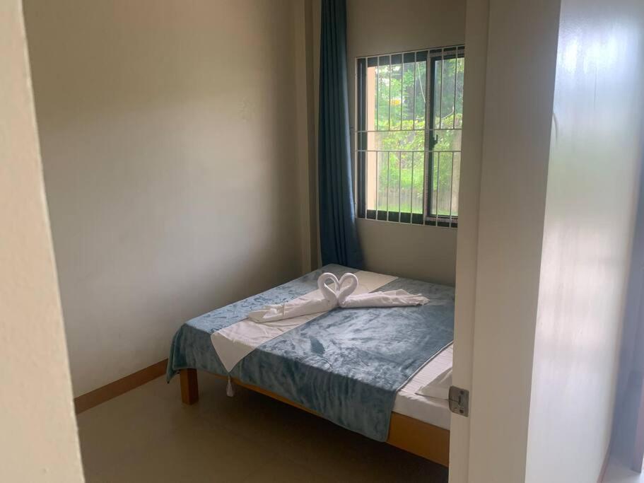 Lee'S Apartment 杜马格特 外观 照片