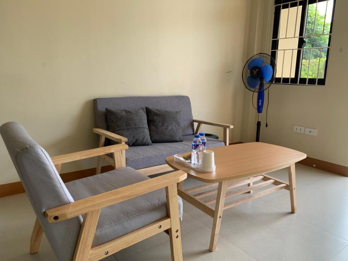 Lee'S Apartment 杜马格特 外观 照片
